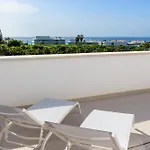 Celere Sea Views 에스테포나