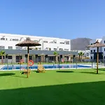 Celere Sea Views * 에스테포나