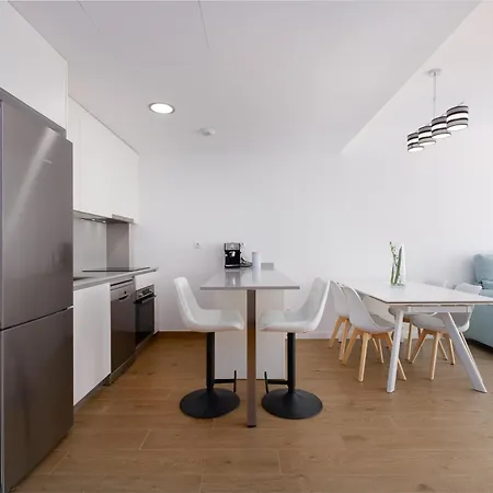 Celere Sea Views Apartment Estepona